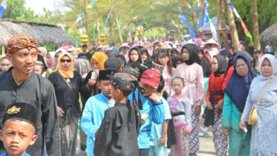 Festival Budaya Nglaras Jagat Desa Ngloram Cepu Blora Ribuan Warga Tumpah Ruah Padati Arena Festival