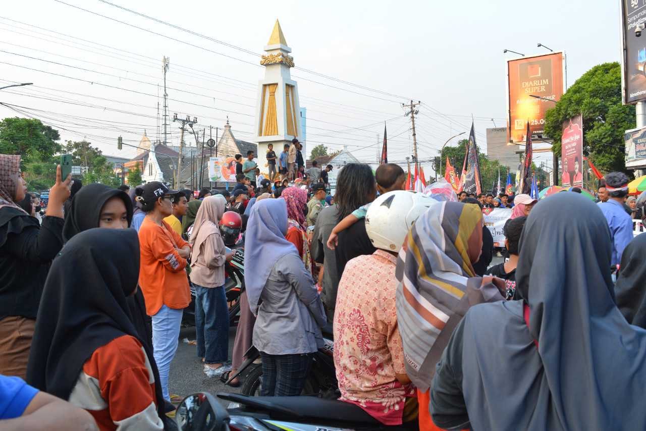 Karnaval Cepu Blora Tingkat SMA dan Umum Sukses Digelar