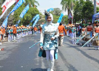 Lenggak-Lenggok Sang Mayoret Riuhkan Momen Karnaval 2024 Tingkat TK SD dan SMP di Kota Cepu Blora