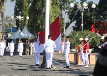 Upacara Peringatan HUT ke-79 RI di Blora Duplikat Bendera Pusaka Merah Putih Sukses Dikibarkan