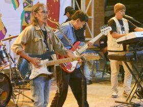 Hadirkan Alpad Band Spesialis Tembang Koes Plus Malam Resepsi HUT ke-79 RI di Kota Cepu Blora Dihelat Meriah