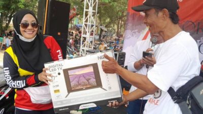 Mengayuh 17 Km Peserta Fun Bike Blora Bawa Pulang 17 Hadiah Menarik