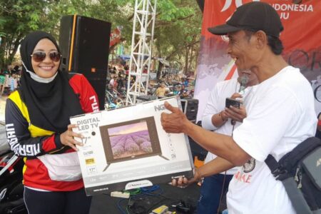 Mengayuh 17 Km Peserta Fun Bike Blora Bawa Pulang 17 Hadiah Menarik