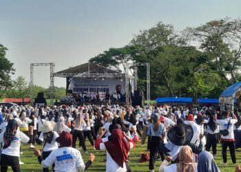 Paslon Ahmad Luthfi-Gus Yasin Kampanye di Randublatung Blora, Targetkan Kemenangan 80 Persen