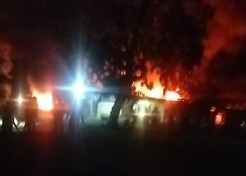 Tempat Penimbunan Solar di Cepu Terbakar