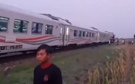 kai daop 4 semarang apresiasi upaya warga dalam mengamankan perjalanan kereta api