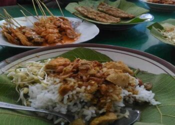 Nikmatnya Sate Srepeh Rembang Dengan Bumbu Pedas Gurih yang Khas