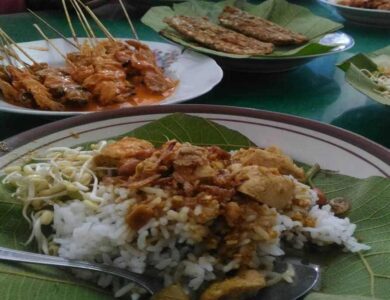 Nikmatnya Sate Srepeh Rembang Dengan Bumbu Pedas Gurih yang Khas