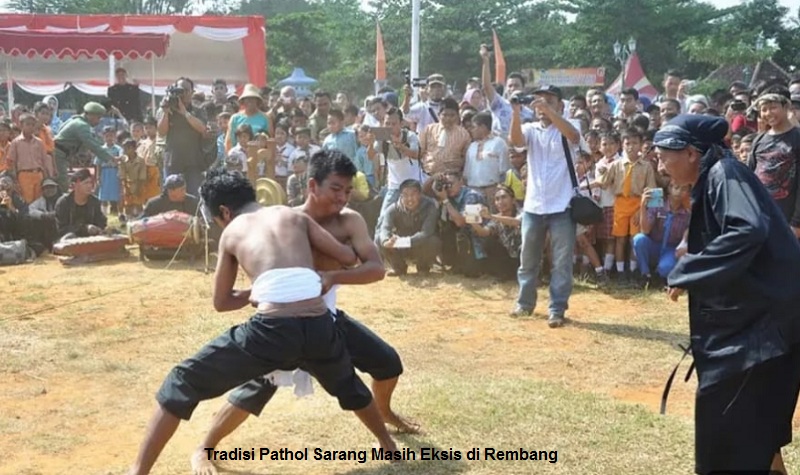 Tradisi Pathol Sarang Masih Eksis di Rembang