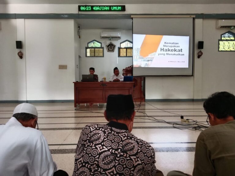 Kajian di Masjid Al Hikmah, Kematian Merupakan Hakikat yang Menakutkan