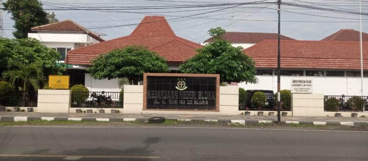 Oknum Jaksa Kejari Blora Diduga Terlibat Narkoba dan Pemerasan 1 Oknum Jaksa Kejari Blora Diduga Terlibat Narkoba dan Pemerasan