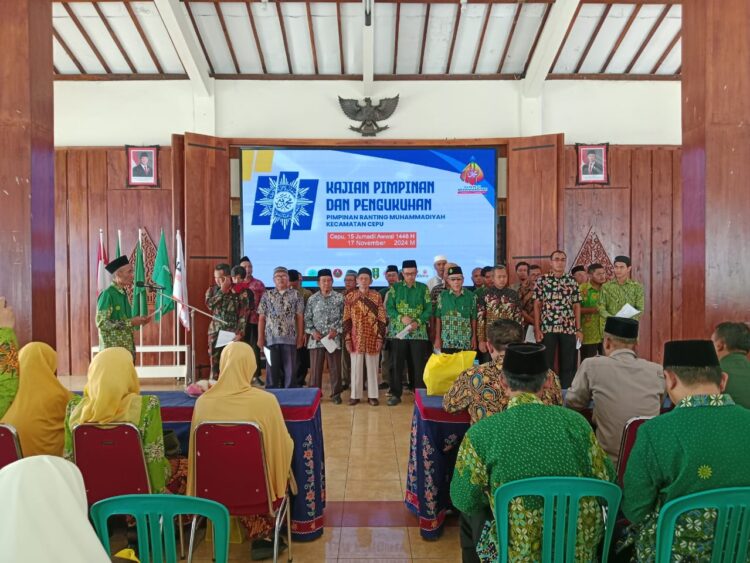 PCM Cepu Gelar Pengajian dalam Rangka Milad Ke-112 Muhammadiyah