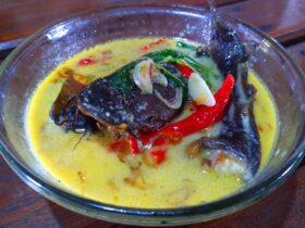 Resep Maknyus Mangut Lele Ala Mbokdhe Nggawan Rumah Makan Di Cepu Kabupaten Blora Spesialis Mangut Lele