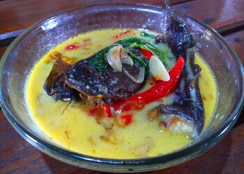 Resep Maknyus Mangut Lele Ala Mbokdhe Nggawan Rumah Makan Di Cepu Kabupaten Blora Spesialis Mangut Lele