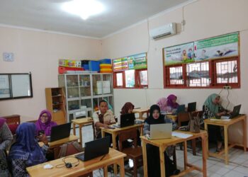 SD Muhammadiyah Cepu Adakan Pelatihan AI dan Coding