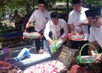 Perjalanan Ziarah Menjelang Hari Jadi ke-275 Blora 2 Perjalanan Ziarah Menjelang Hari Jadi ke-275 Blora