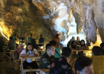 Nikmati Pesona Gua di Tengah Hutan Jati yang Menakjubkan, Gua Terawang Ecopark