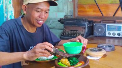 Lele Bakar Mbokdhe Nggawan Menu Favorit Pecinta Kuliner Cepu