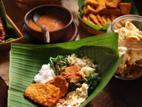 Nasi Pecel Ikon Kuliner Khas Cepu yang Memasyarakat dengan Harga Bersahabat