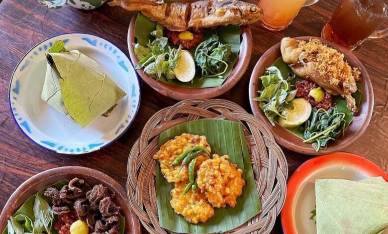 Sajikan Masakan Jawa Tradisional Pawon Cethik Geni Banyak Dikunjungi untuk Bernostalgia