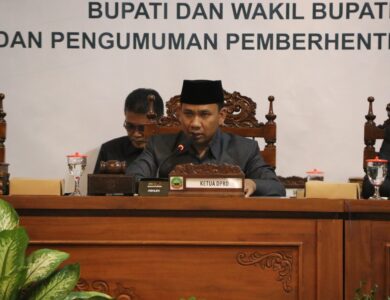 Rapat Paripurna DPRD Blora Umumkan Calon Bupati dan Wakil Bupati Blora Terpilih
