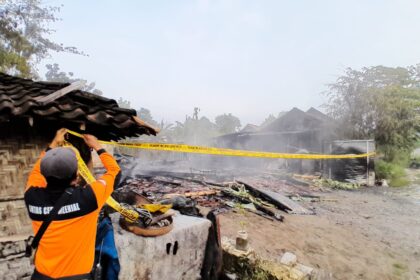 Api Berkobar, Aksi Heroik Korban Kebakaran di Cepu Selamatkan Kendaraan hingga Ternak