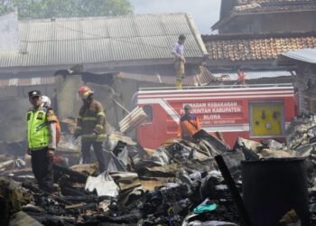 Pasar Induk Cepu Hangus Terbakar Puluhan Kios Terdampak