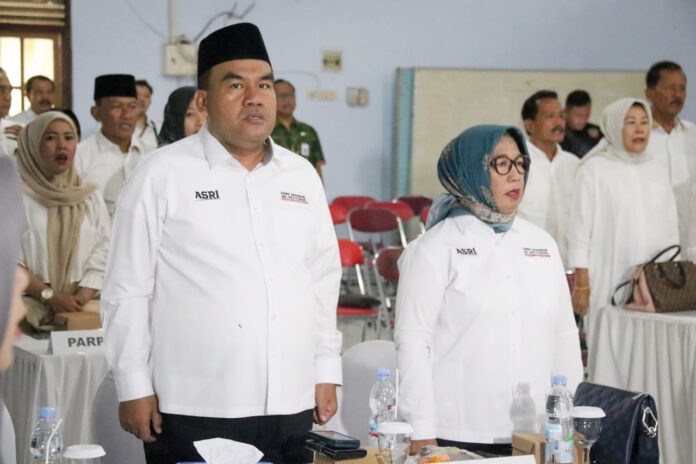 Tok KPU Resmi Tetapkan Arief Rohman dan Sri Setyorini Sebagai Bupati dan Wakil Bupati Blora 2025-2030