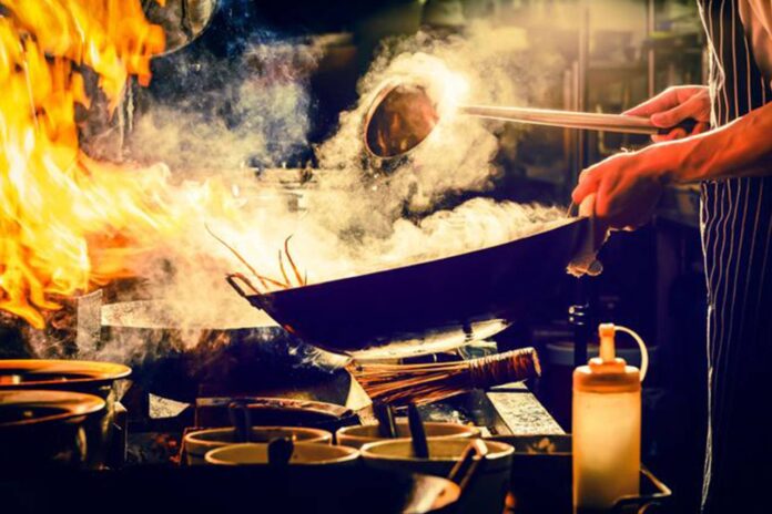 Uniknya Nasi Flambe Kuliner Khas Bojonegoro yang Dibakar Tapi Bukan Nasi Bakar