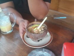 Wedang Pokak Susu Minuman Tradisional Andalan Kedai Mbah Yi Bojonegoro