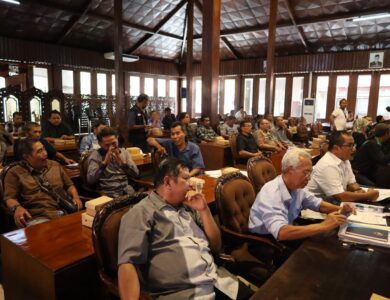 Puluhan Tahun Menempati, Warga Kandangdoro Harapkan Sertifikat HGB di Lahan yang Diklaim PT KAI