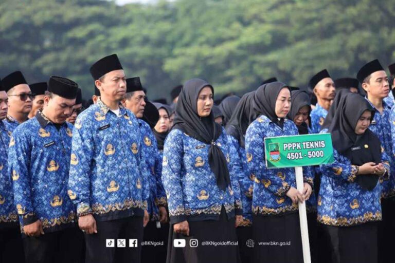 9051 PPPK Pemkab Bekasi Resmi Dilantik dan Terima SK Ini Rincian Gaji dan Tunjangan yang Bakal Didapat