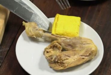 Anti Gagal! Resep Ayam Kukus Bumbu Kuning, Simpel tapi Dijamin Bikin Ketagihan