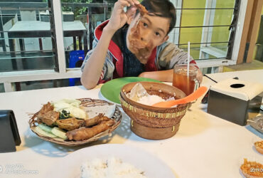 Ayam Geprek Sako Cepu, Sensasi Pedas Ayam Kampung yang Menggoyang Lidah