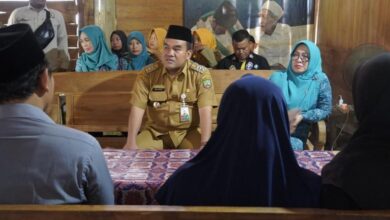 Bupati Blora Kunjungi Rumah Anak dan Bapak Yang Tewas Karena Diracun