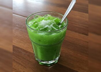 Es Lumut Viral, Sensasi Segar yang Menggoda di Bulan Ramadan