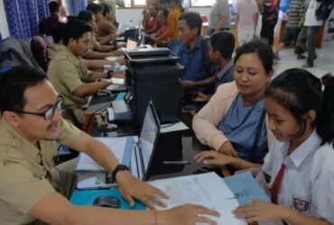 Jalur Domisili SPMB 2025 Pengganti Jalur Zonasi Resmi Ditetapkan Mendikdasmen Berikut Persyaratannya