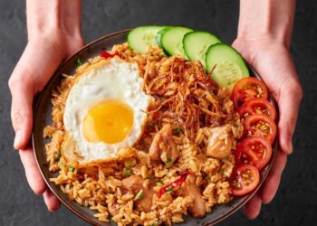 Nasi Goreng Bumbu Sajiku Ala Restoran: Ide Menu Sahur Hemat dan Praktis Bergizi Tinggi