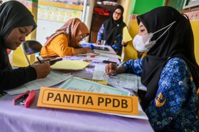 PPDB Zonasi Resmi Dihapus Kemendikdasmen Ini Gantinya