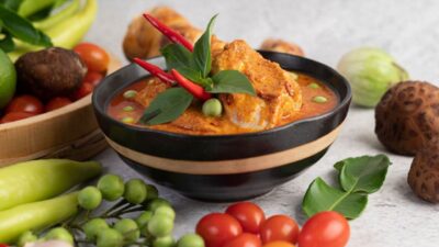 Resep Opor Ayam Santan Kara: Hidangan Lebaran yang Gurih dan Lezat Kaya Rasa
