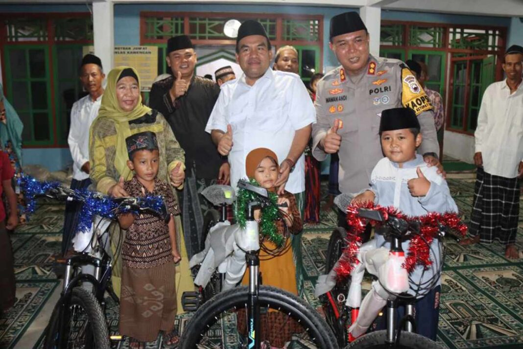Safari Ramadhan di Desa Kawengan Jepon Blora Dari Doorprize 3 Unit Sepeda Hingga Dana Bantuan Rp3 M