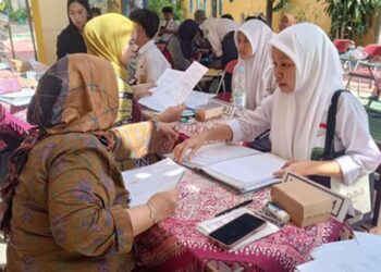 Tak Ada Lagi Zonasi! Mendikdasmen Abdul Mu'ti Resmi Tetapkan 4 Jalur SPMB Tahun 2025