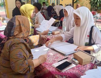 Tak Ada Lagi Zonasi! Mendikdasmen Abdul Mu'ti Resmi Tetapkan 4 Jalur SPMB Tahun 2025