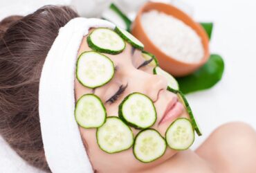 11 Manfaat Buah Mentimun untuk Kecantikan Rahasia Alami Kulit Sehat Bercahaya