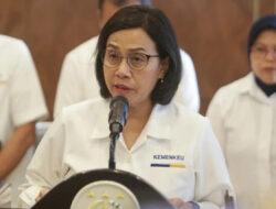 Gaji PNS Naik 16 Persen Menteri Keuangan Sri Mulyani Nanti Diumumkan Presiden Terpilih