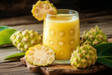 Jus Mengkudu Murni Minuman Herbal dengan Banyak Manfaat Kesehatan Ini Resep dan Cara Mengolahnya