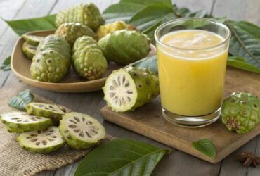 Rasa dan Baunya Eneg Begini Tips Mengonsumsi Buah Mengkudu yang Aman dan Ideal