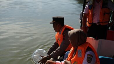 Pemkab Blora Tebar 32 Ribu Ekor Benih Ikan