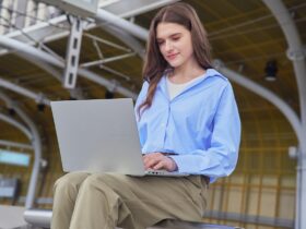 Cocok Untuk Semua Kalangan Laptop AI 2025 Terbaik ASUS Vivobook S14 Series Harga Umum Performa Maksimum