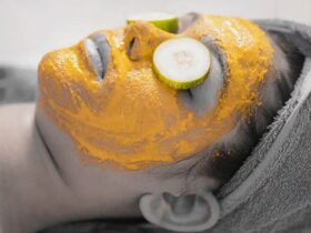 Mengatasi Jerawat dan Penuaan Dini 5 Resep Masker Kunyit Sederhana untuk Mengatasi Permasalahan Kulit